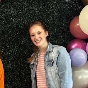 Meet your Posher, Vanessa